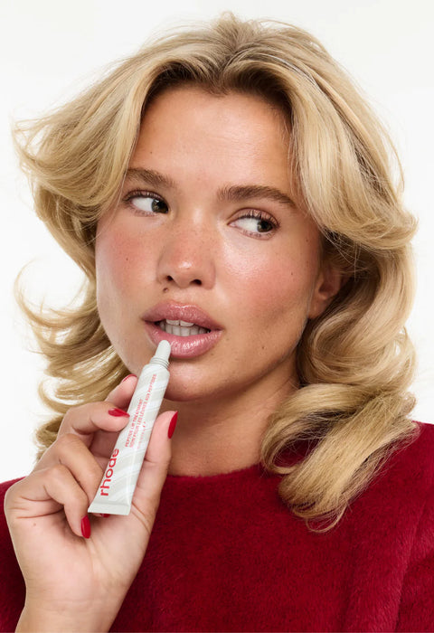 holiday duo
GLAZING MILK + PEPTIDE LIP TREATMENT