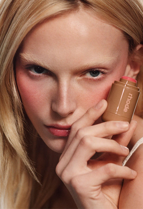 pocket blush
THE NATURAL FLUSH