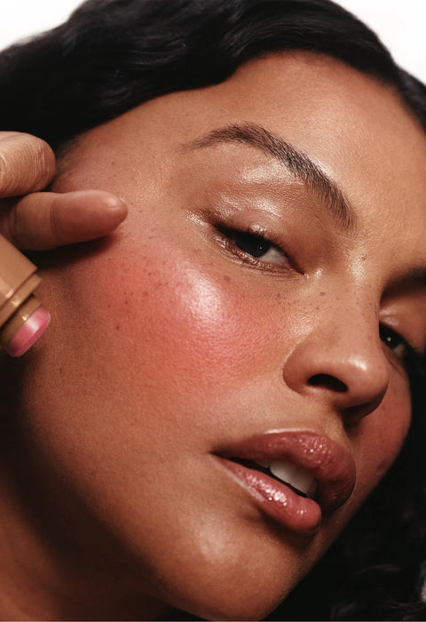 pocket blush
THE NATURAL FLUSH