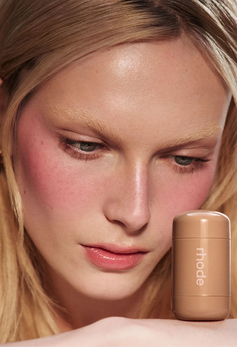 pocket blush
THE NATURAL FLUSH