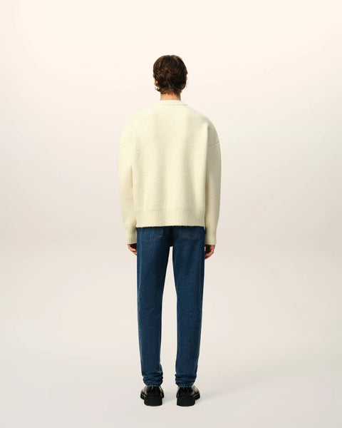 AMI DE COEUR SWEATER
Sweater in felted hairy wool alpaca.