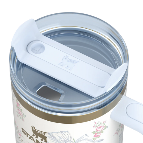 THE STANLEY X LOVESHACKFANCY HOLIDAY QUENCHER | 40 OZ Beaux blue