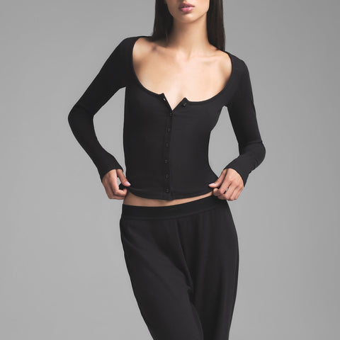 LONG SLEEVE BUTTON UP