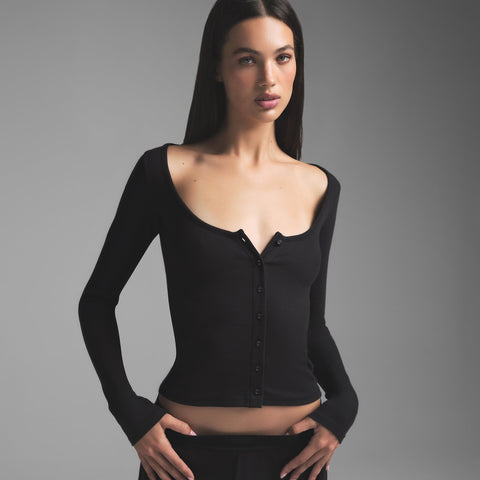 LONG SLEEVE BUTTON UP