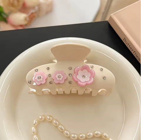 Flower hair claw clip