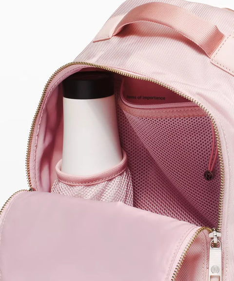 City Adventurer Backpack
Mini