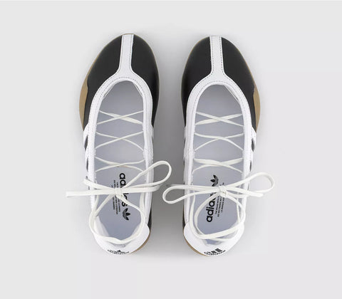 Taekwondo Mei Ballet Pumps
Black White